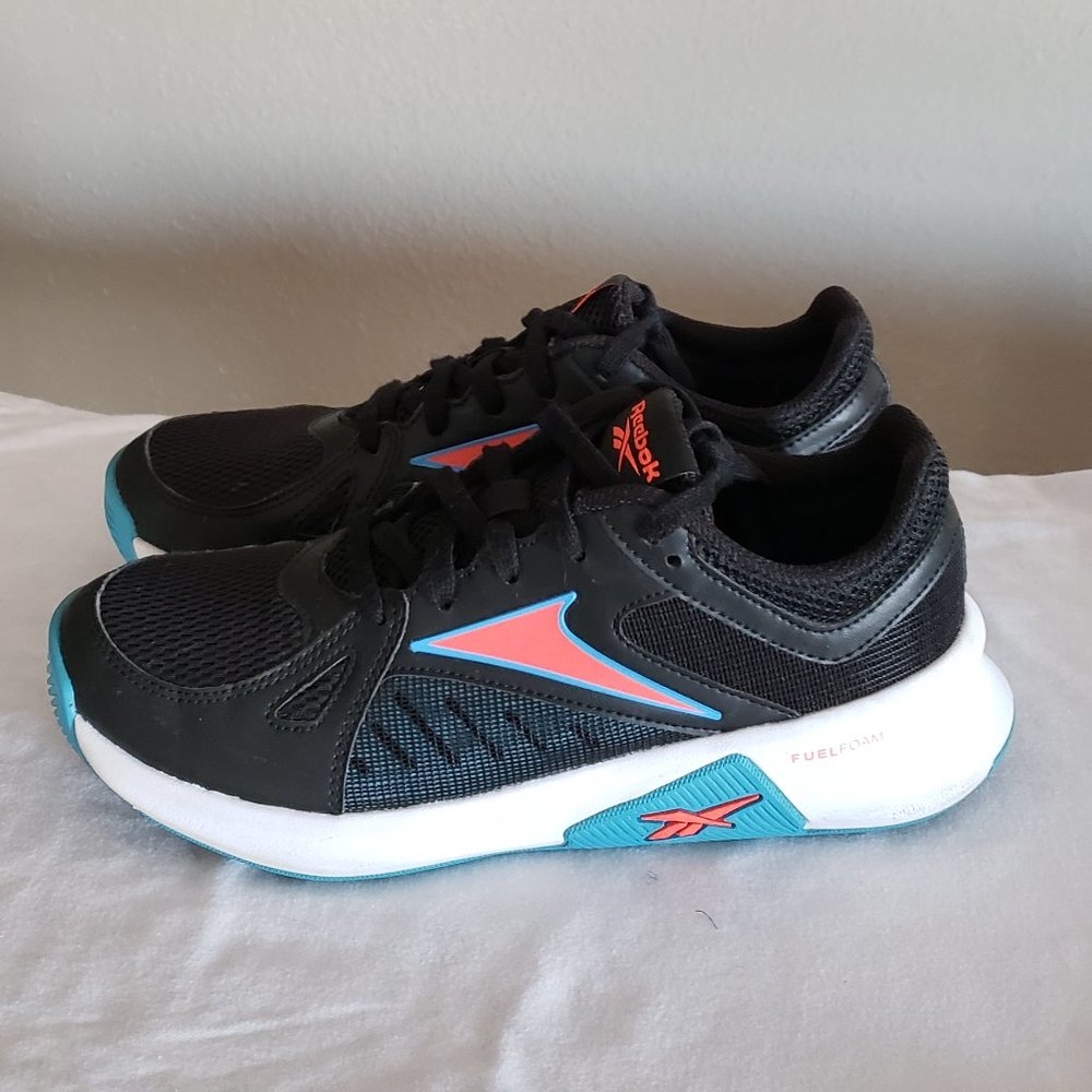 Reebok size women's 7.5